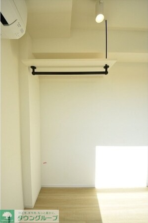 ファーヴァル代々木上原の物件内観写真